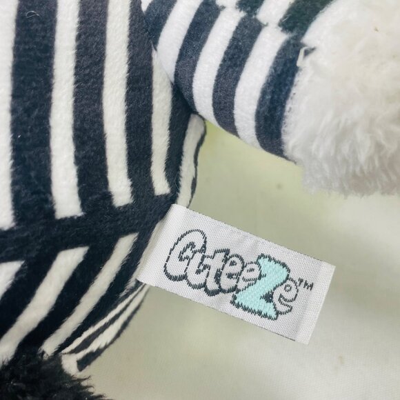 Cuteez Beetlejuice Plush Toy 11" Soft Beetlejuice Kidrobot Striped Suit - Picture 6 of 8